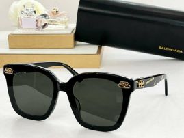 Picture of Balenciga Sunglasses _SKUfw56609229fw